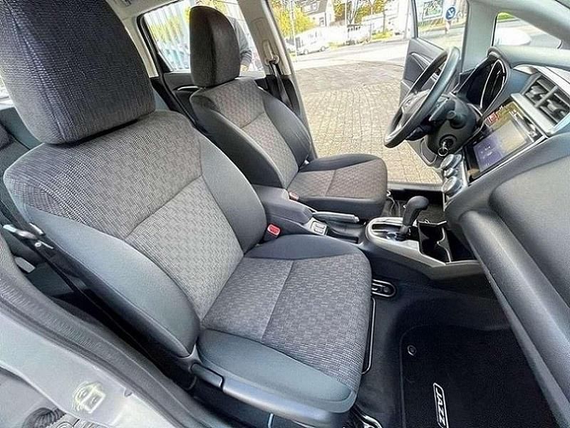 Grau Gebraucht 2015 Honda Jazz Comfort Kleinwagen | 6.180 € (Superpreis) - Bild 1/4