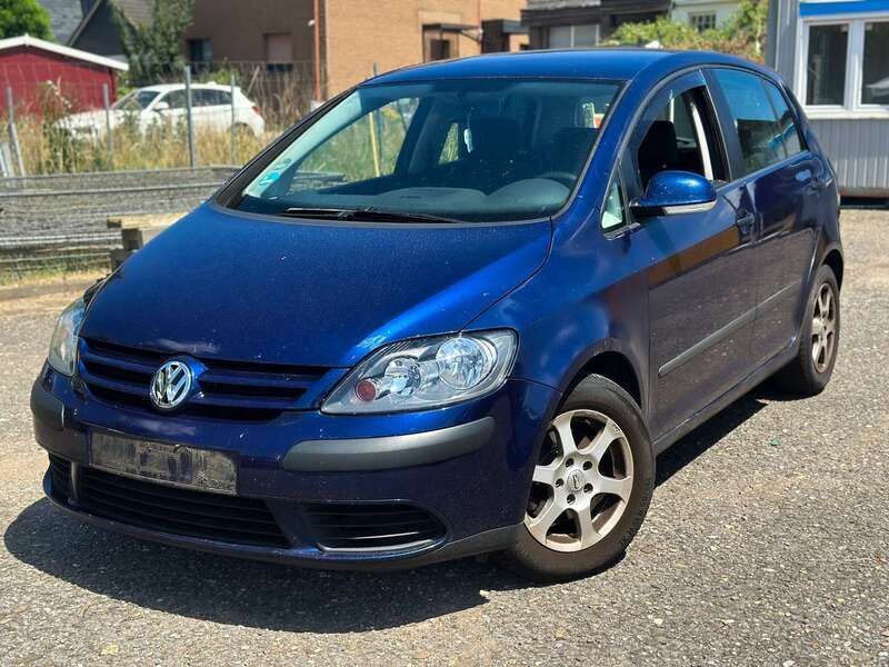 Blau Gebraucht 2005 VW Golf Plus Cross Van / Kleinbus | 2.490 € (Etwas zu teuer) - Bild 1/4