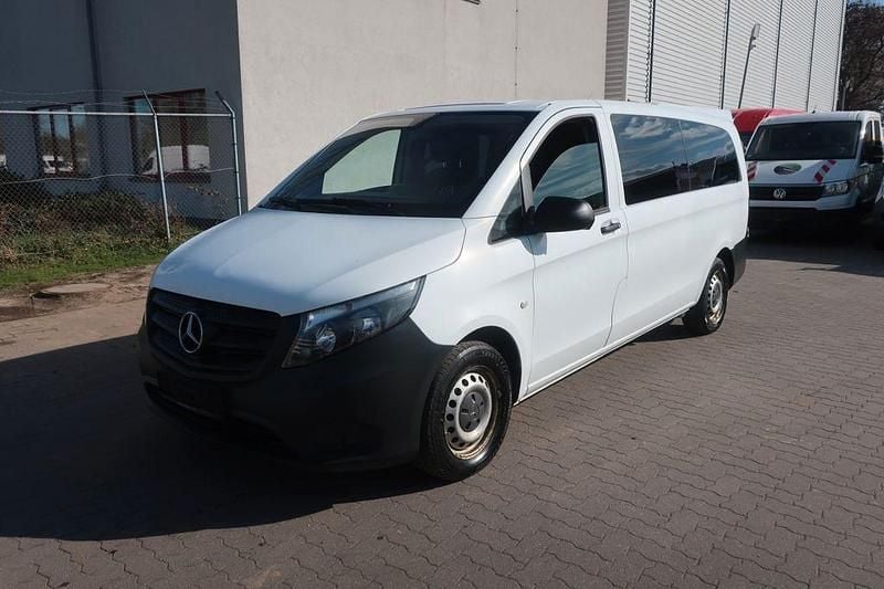 Gebraucht Mercedes Vito 163 PS (119 kW) 2018 Weiß Van