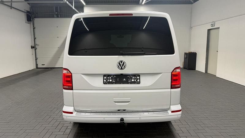 Usado VW Multivan 146 HP (107 kW) 2019 Branco Monovolume