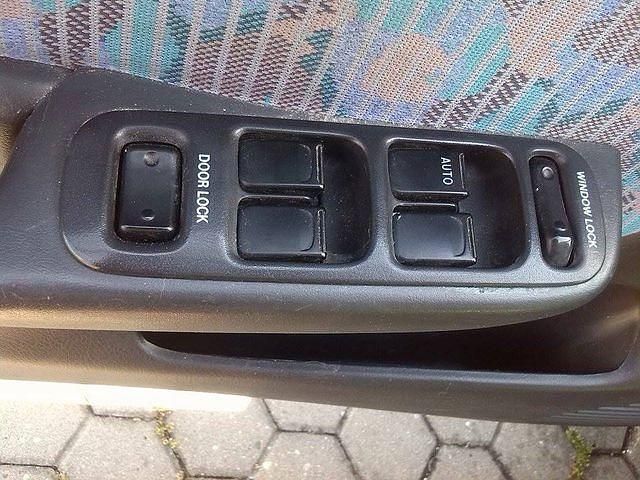 Gebraucht Suzuki Baleno 86 PS (63 kW) 1997 Blau Kleinwagen