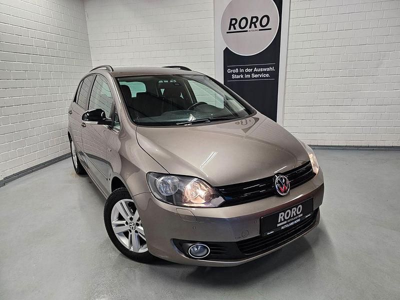 Gebraucht VW Golf VII Match 105 PS (77 kW) 2012 Braun Limousine