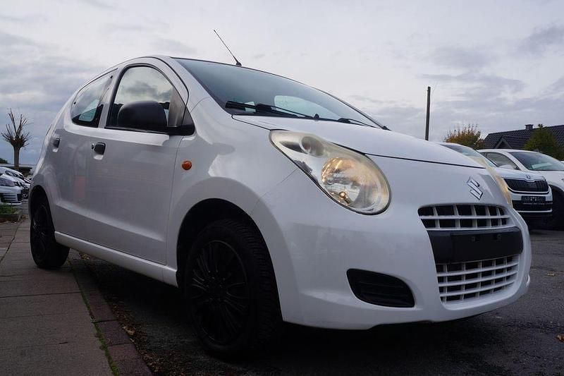 Gebraucht Suzuki Alto 68 PS (50 kW) 2010 Weiß Kleinwagen