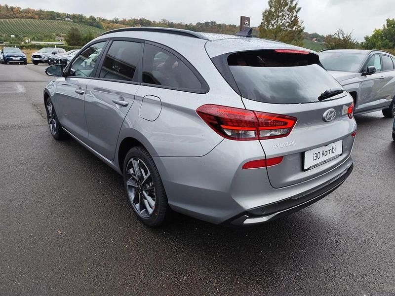 Gebraucht Hyundai i30 Advantage 115 PS (84 kW) 2025 Silber Kombi