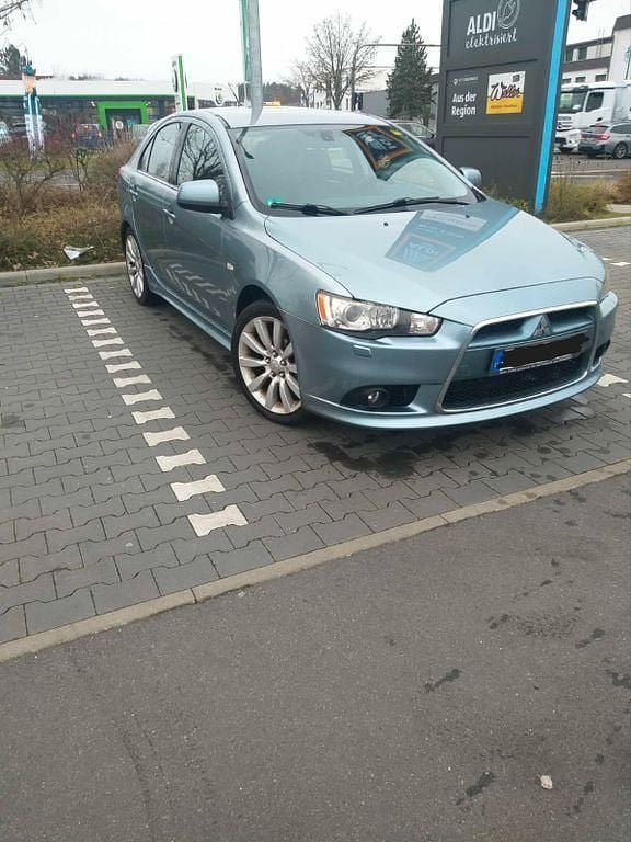 Blau Gebraucht 2009 Mitsubishi Lancer Limousine | 7.000 € (Teuer) - Bild 1/4
