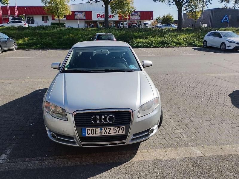 Gebraucht 2006 Audi A4 Limousine | 1.800 € (Superpreis) - Bild 1/4