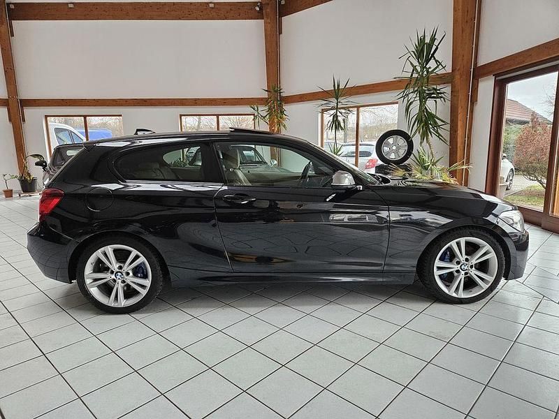Gebraucht BMW M135 Performance 320 PS (235 kW) 2013 Schwarz Kleinwagen