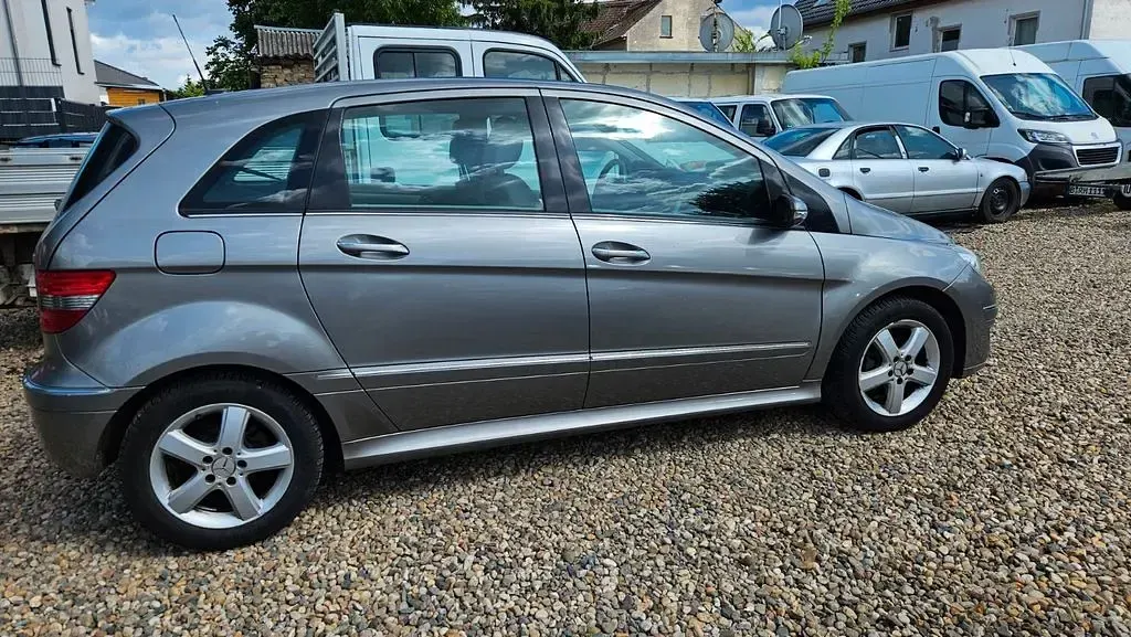 Gebraucht Mercedes B200 140 PS (102 kW) 2006 Van / Kleinbus