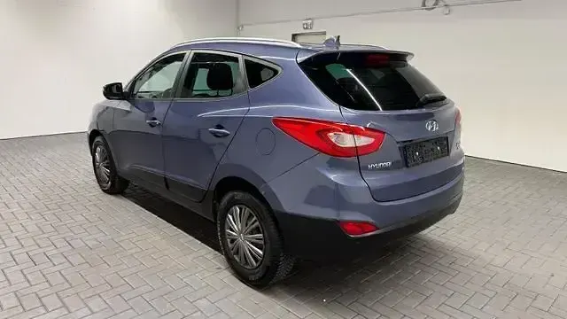 Gebraucht Hyundai ix35 116 PS (85 kW) 2015 Blueberryblaumet. SUV