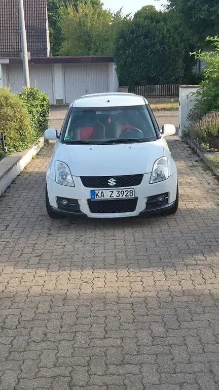 Gebraucht Suzuki Swift Sport 125 PS (91 kW) 2009 Weiß Kleinwagen