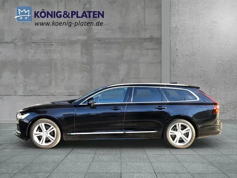 Gebraucht Volvo V90 Ultimate 197 PS (144 kW) 2024 Onyx black (schwarz) Kombi