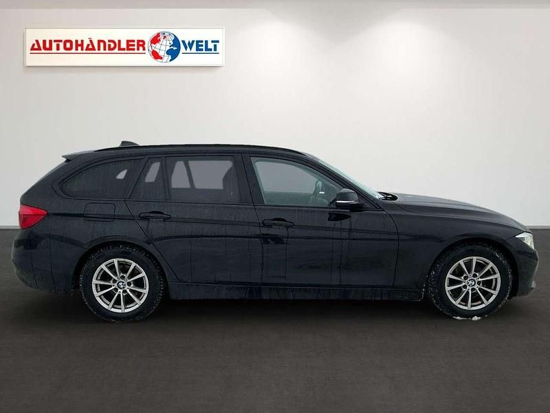 Gebraucht BMW 320 Advantage 190 PS (139 kW) 2018 Schwarz Kombi