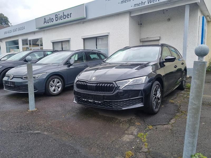 Schwarz Gebraucht 2024 Skoda Octavia Kombi | 27.890 € (Fairer Preis) - Bild 1/3