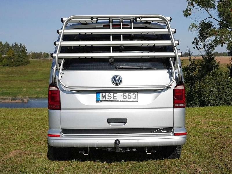Gebraucht VW Transporter 150 PS (110 kW) 2016 Silber Van