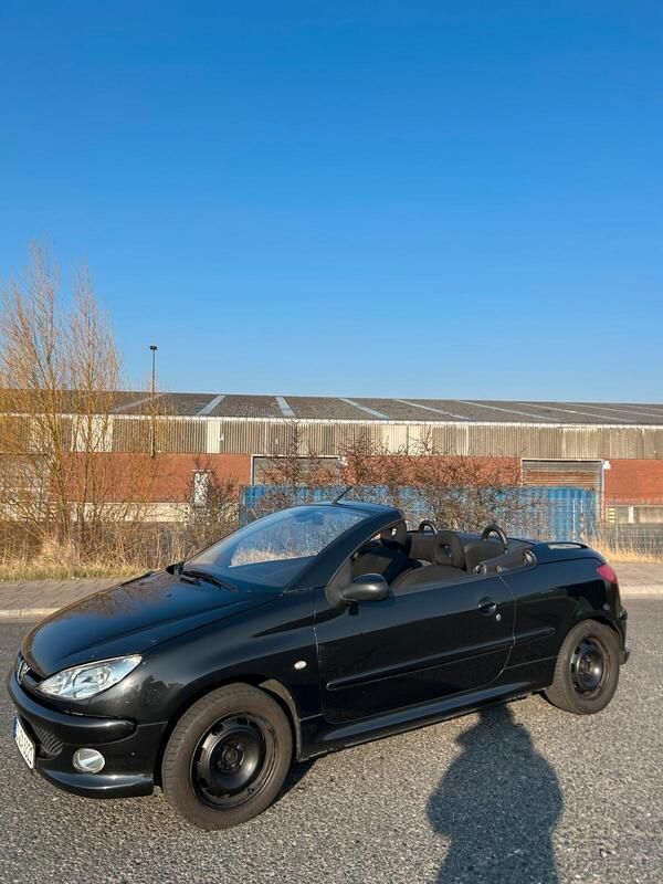 Schwarz Gebraucht 2003 Peugeot 206 CC Cabrio | 800 € (Superpreis) - Bild 1/4