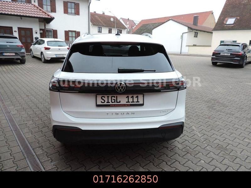 Gebraucht VW Tiguan Goal 150 PS (110 kW) 2025 Weiß SUV