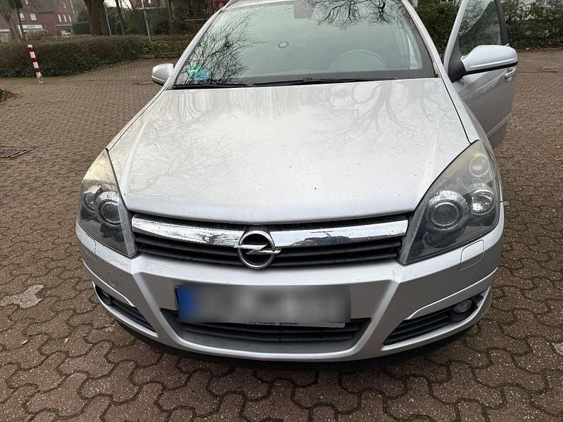 Silber Gebraucht 2005 Opel Astra Edition Kombi | 1.700 € (Guter Preis) - Bild 1/4
