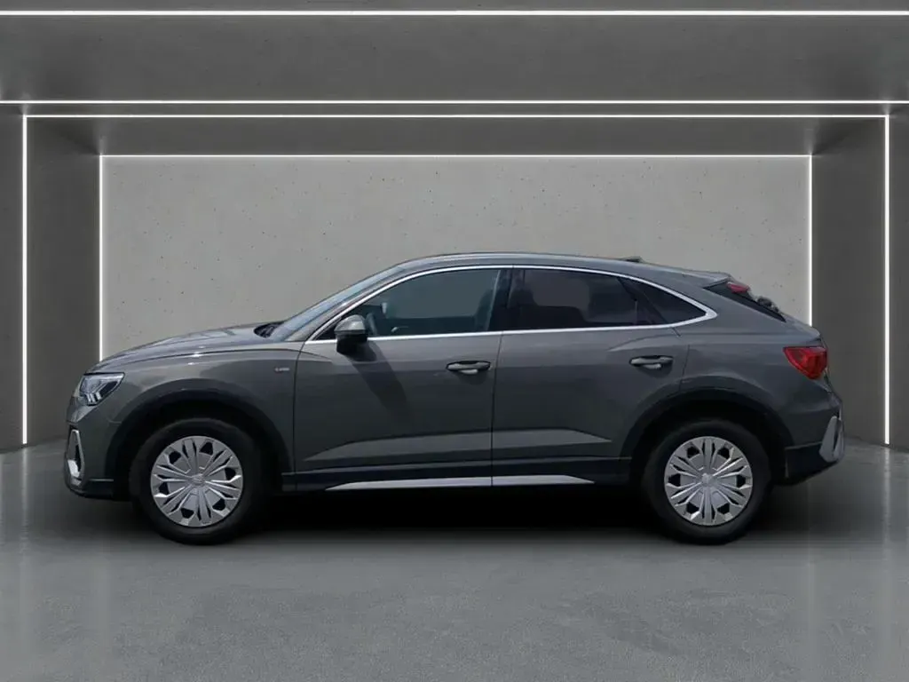 Gebraucht Audi Q3 Sportback Ambiente 150 PS (110 kW) 2025 Chronosgrau metallic SUV