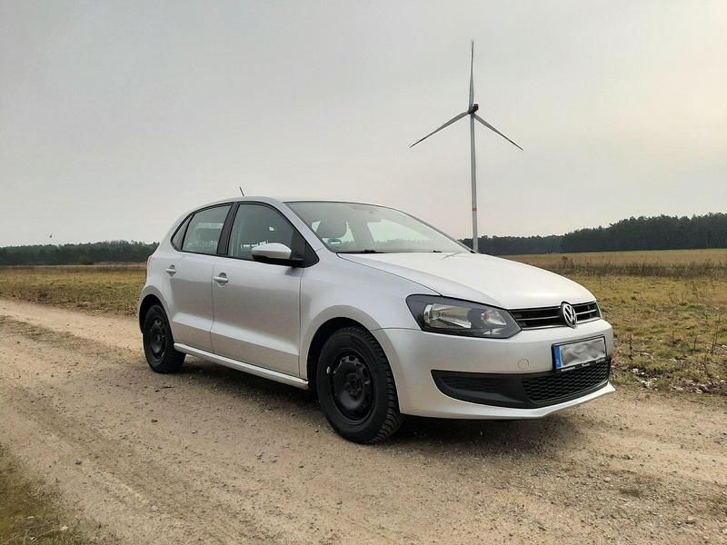 Gebraucht VW Polo 69 PS (50 kW) 2011 Grau Kleinwagen