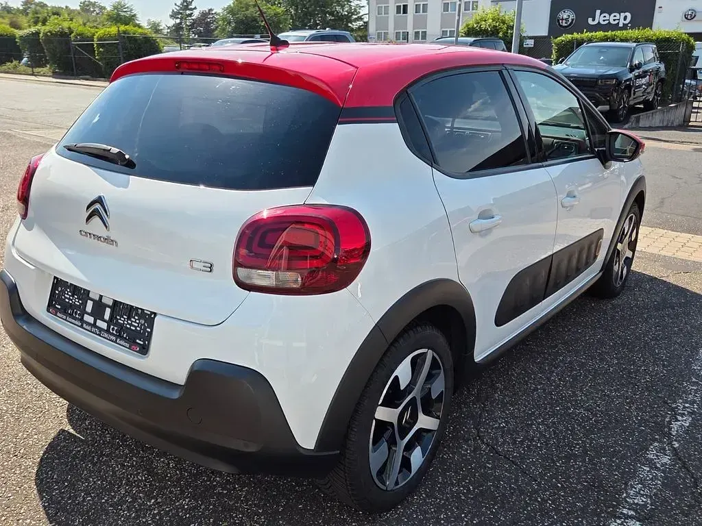 Gebraucht Citroën C3 Shine 82 PS (60 kW) 2019 Weiß Kleinwagen