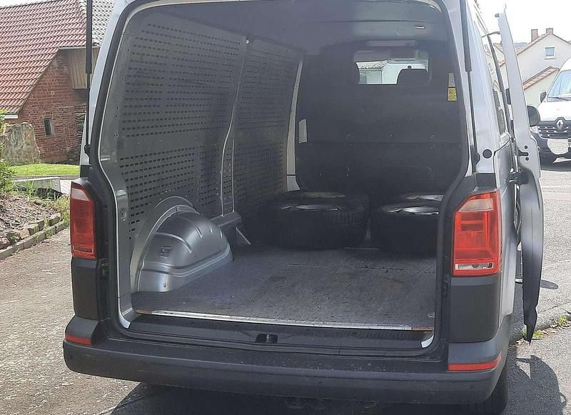 Gebraucht VW T6 179 PS (131 kW) 2016 Silber Van