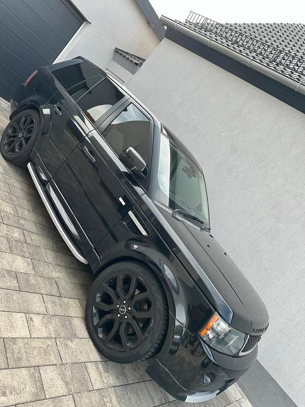 Schwarz Gebraucht 2010 Land Rover Range Rover SUV | 7.400 € - Bild 1/4