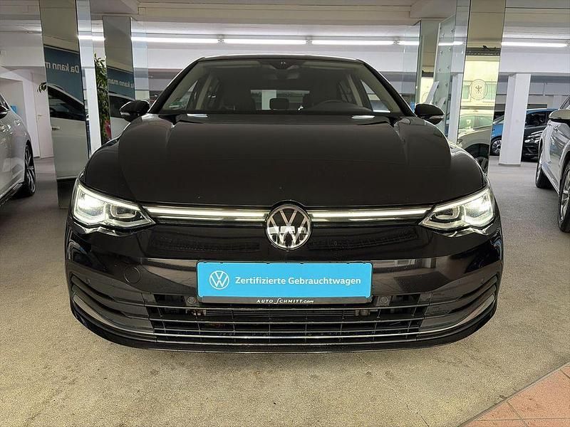 Gebraucht VW Golf Style 150 PS (110 kW) 2022 Deep black perleffekt Limousine