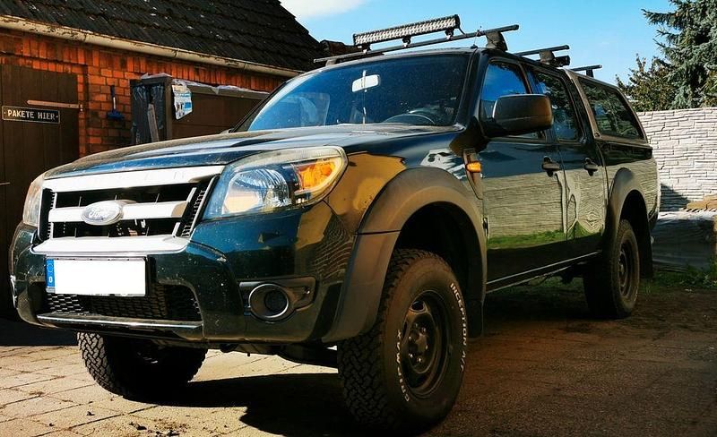 Grün Gebraucht 2011 Ford Ranger Abholung | 14.500 € (Fairer Preis) - Bild 1/4