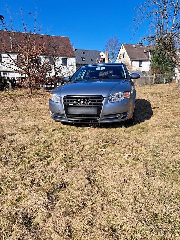Second-hand Audi A4 130 CP (95 kW) 2005 Argintiu Break