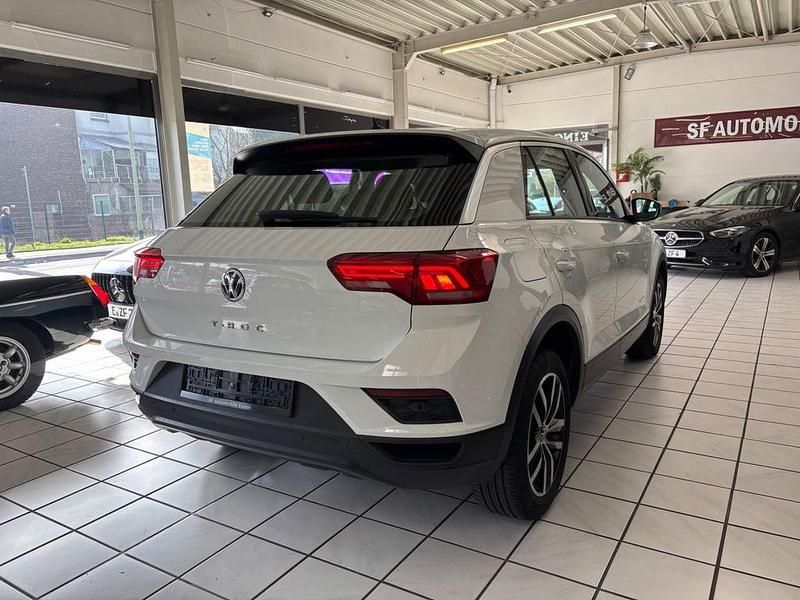 Gebraucht VW T-Roc Basis 116 PS (85 kW) 2018 Weiß SUV