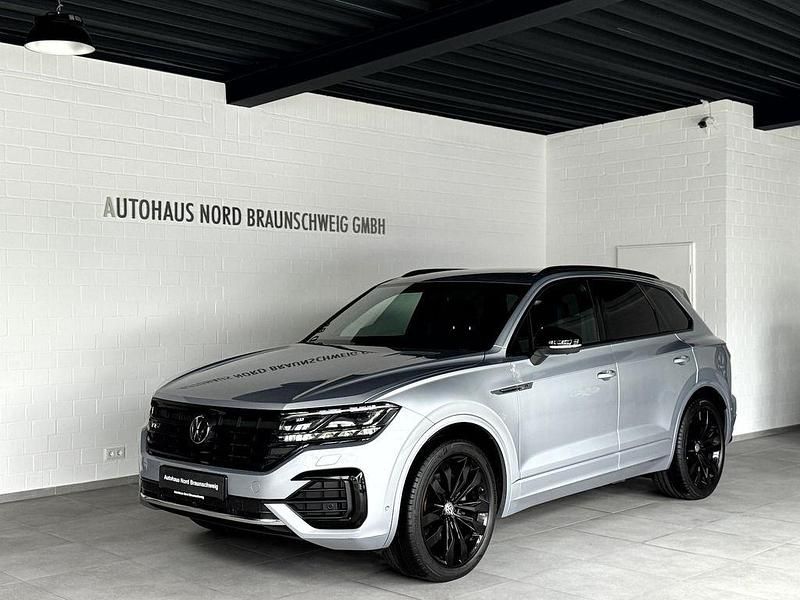 Silber Gebraucht 2021 VW Touareg R-line SUV | 49.990 € (Fairer Preis) - Bild 1/4