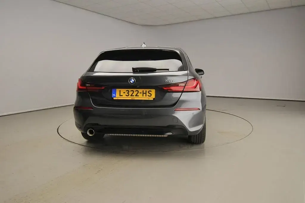 Gebraucht BMW 116 Sport Line 109 PS (80 kW) 2021 Grau Kleinwagen