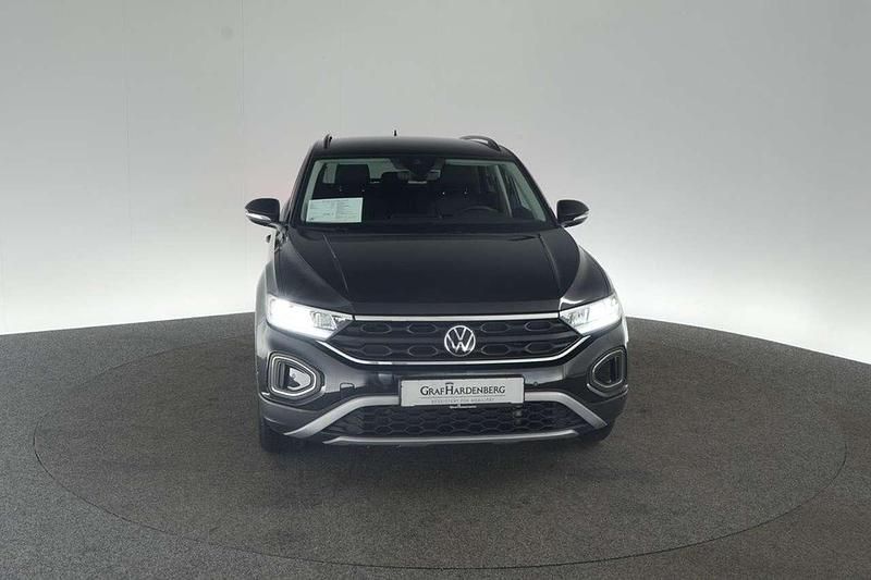 Second-hand VW T-Roc Goal 116 CP (85 kW) 2025 Negru SUV