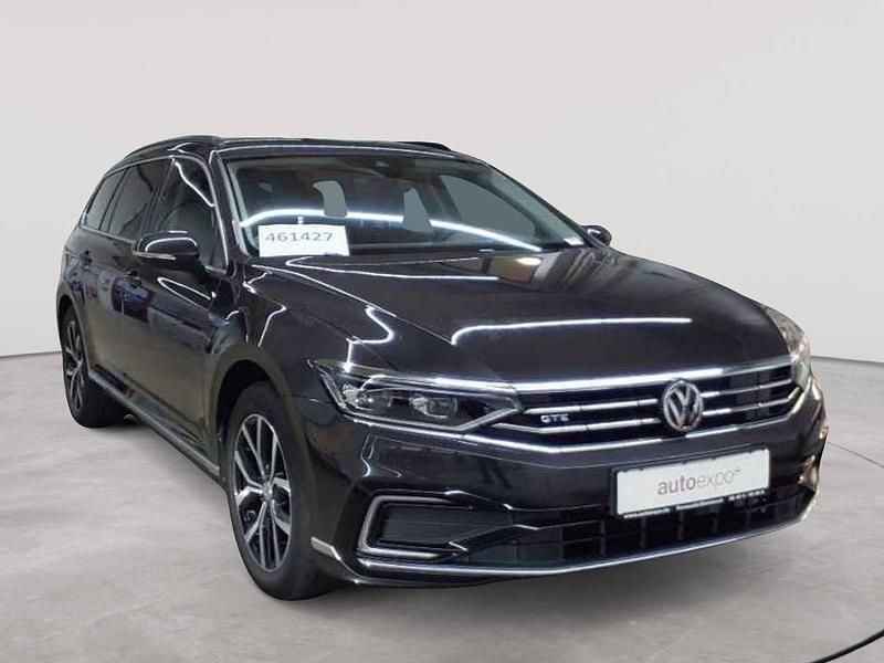 Mangangrau metallic Gebraucht 2020 VW Passat GTE Kombi | 18.990 € (Superpreis) - Bild 1/4