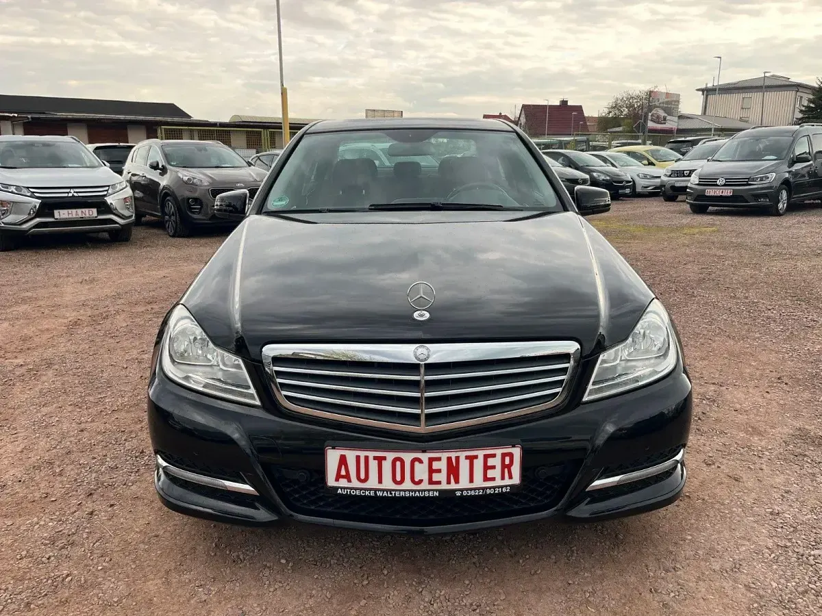 Gebraucht Mercedes C220 170 PS (125 kW) 2012 Schwarz Limousine