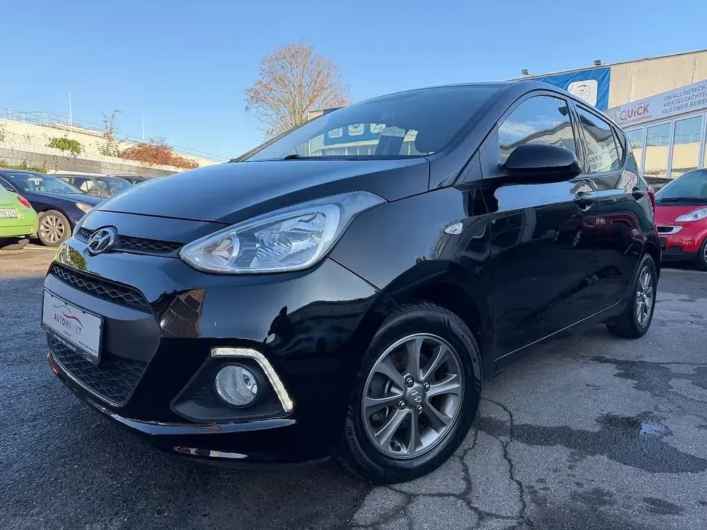 Gebraucht Hyundai i10 Intro Edition 67 PS (49 kW) 2014 Schwarz Kleinwagen