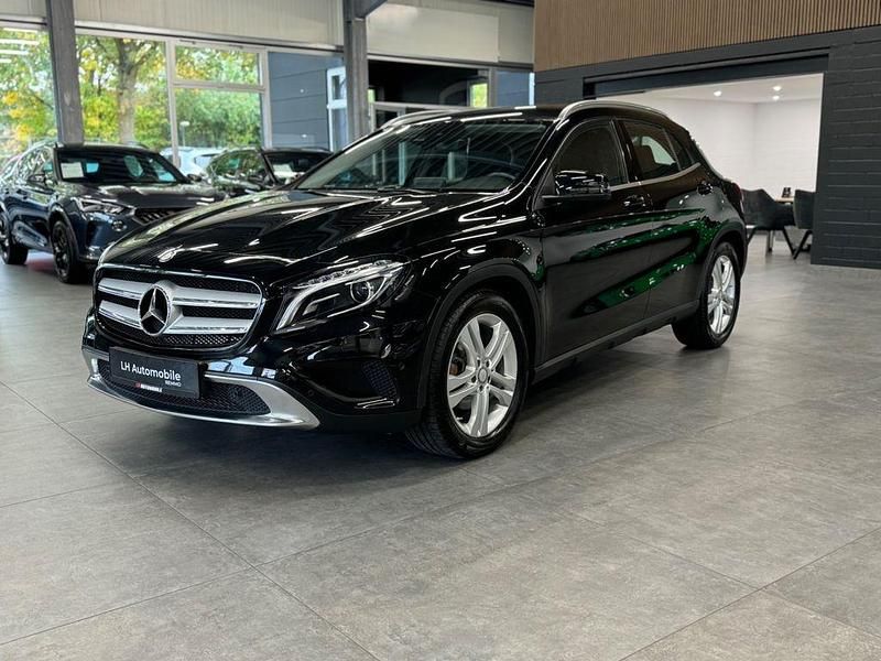 Gebraucht Mercedes GLA220 170 PS (125 kW) 2014 Schwarz SUV