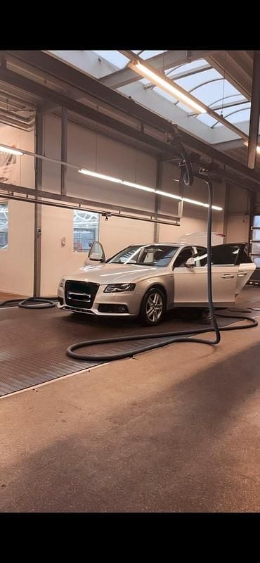 Gebraucht Audi A4 185 PS (136 kW) 2009 Grau Limousine