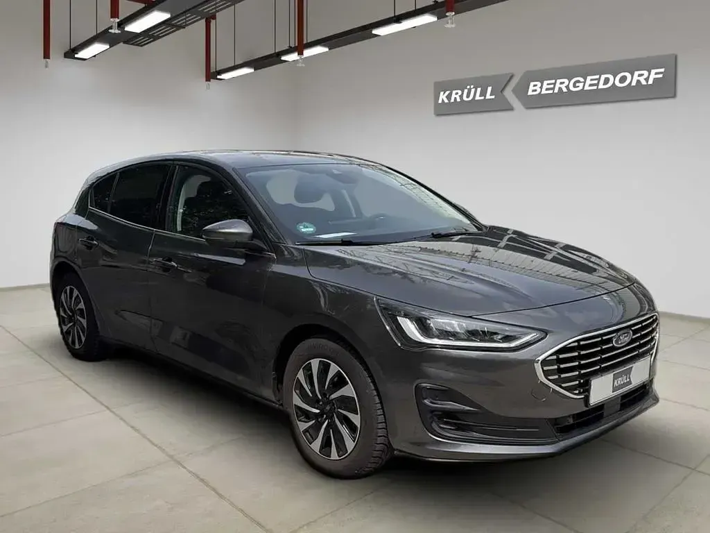 Gebraucht Ford Focus Titanium 125 PS (91 kW) 2022 Grau Limousine