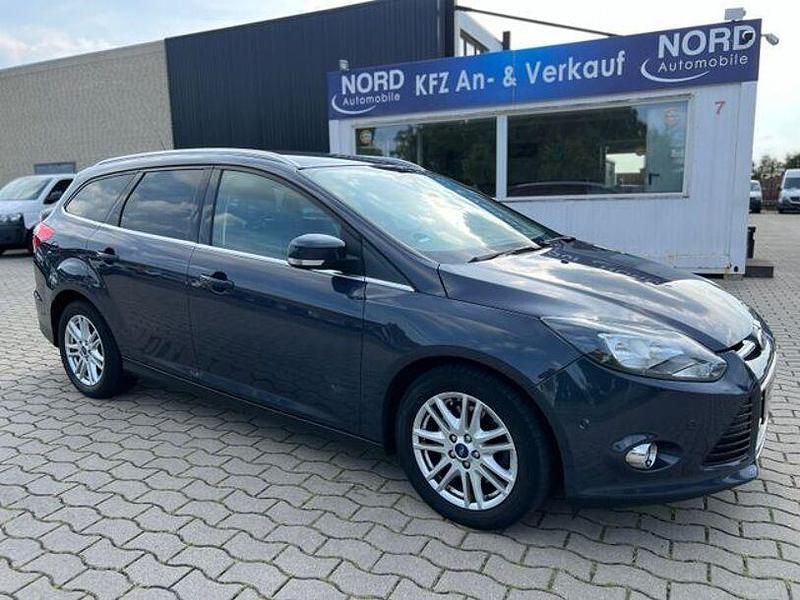 Gebraucht Ford Focus Titanium 140 PS (102 kW) 2014 Grau Limousine