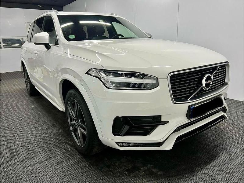 Weiß Gebraucht 2017 Volvo XC90 R-Design SUV | 26.299 € (Fairer Preis) - Bild 1/4
