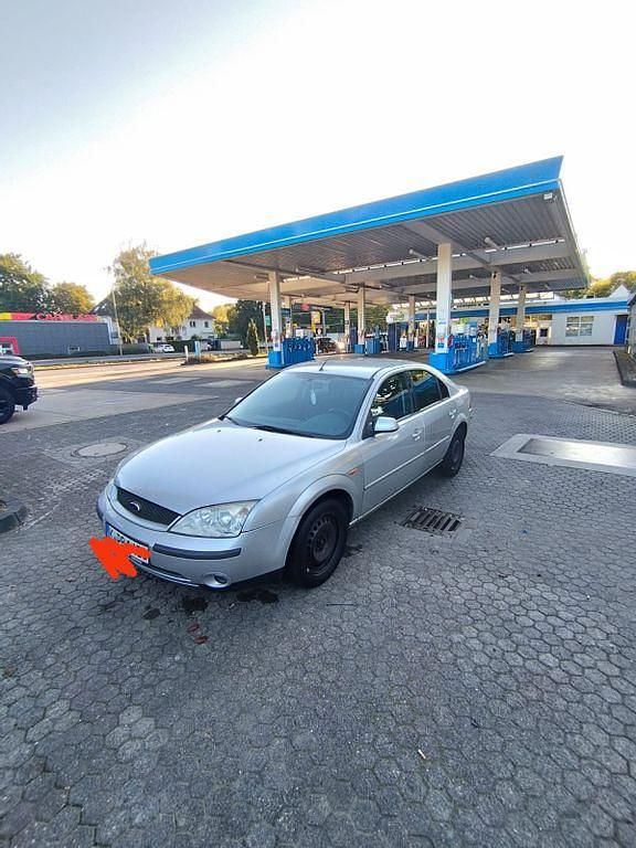 Brugt Ford Mondeo Ambiente 110 HK (80 kW) 2001 Grå Sedan