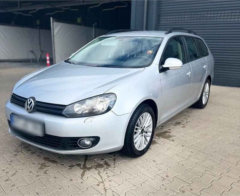 Silber Gebraucht 2013 VW Golf VI Kombi | 3.650 € (Superpreis) - Bild 1/4