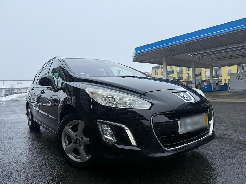 Gebraucht Peugeot 308 156 PS (114 kW) 2011 Schwarz Kombi
