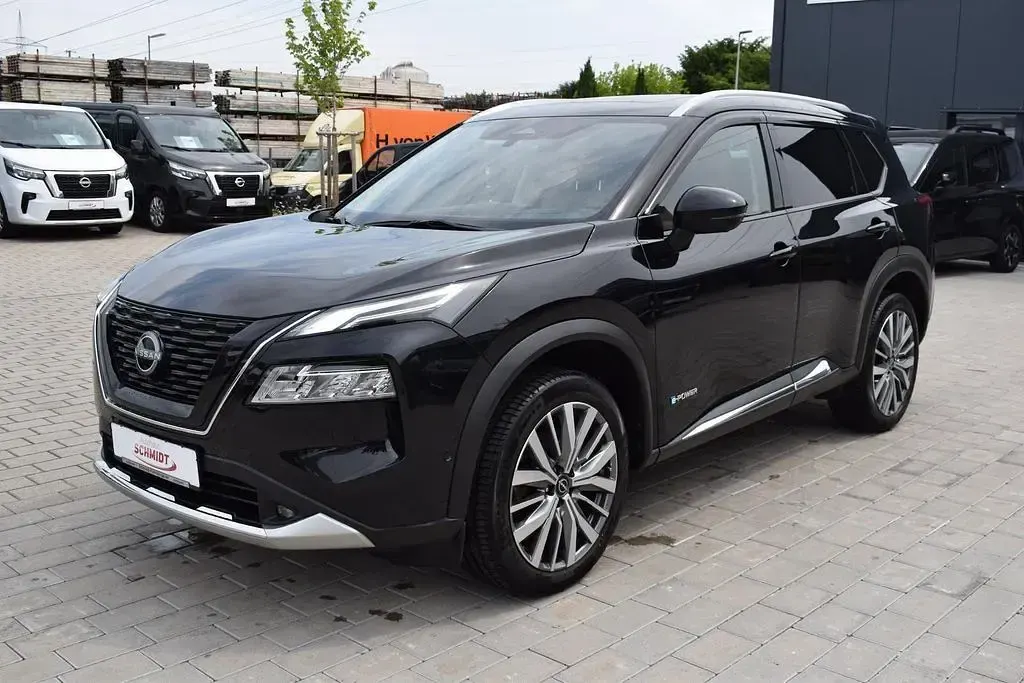 Gebraucht Nissan X-Trail Tekna+ 213 PS (156 kW) 2023 Schwarz SUV