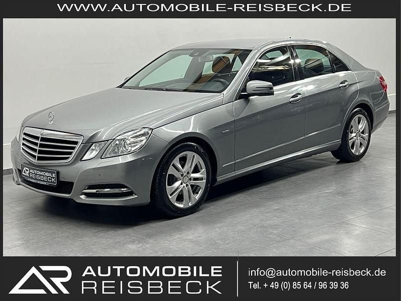 Gebraucht Mercedes E220 Avantgarde 170 PS (125 kW) 2011 Silber Limousine