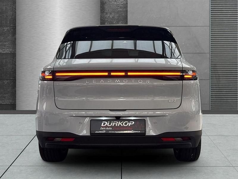 Neu Leapmotor B10 160 kW (218 PS) 2026 Silber SUV