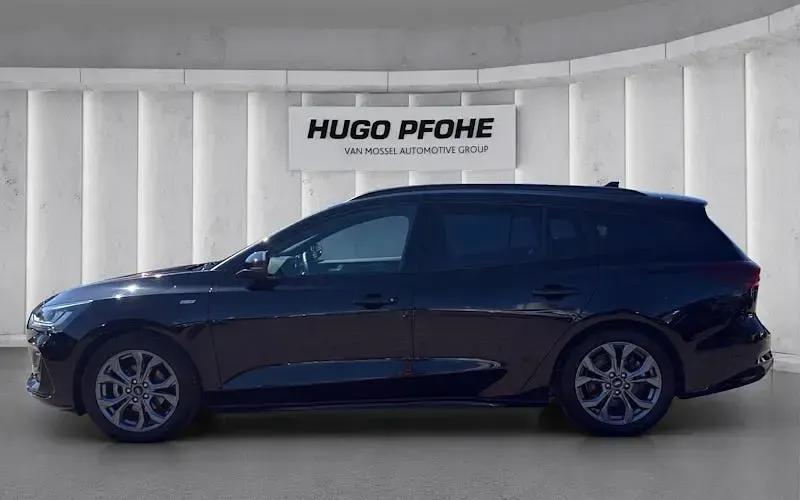 Gebraucht Ford Focus ST-Line 155 PS (114 kW) 2025 Agate black metallic Kombi