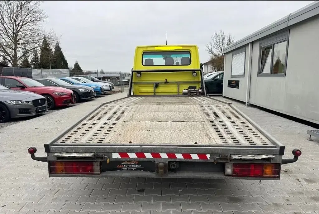 Używany Mercedes Sprinter 109 KM (80 kW) 2001 Żółty