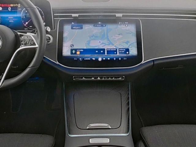 Gebraucht Mercedes E220 Avantgarde 197 PS (144 kW) 2024 lack obsidianschwarz Limousine